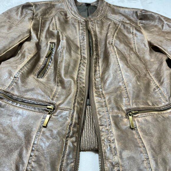 Suzy Shier Women's M Faux Leather Biker Jacket - Stylish Outerwear - Picture 6 of 14